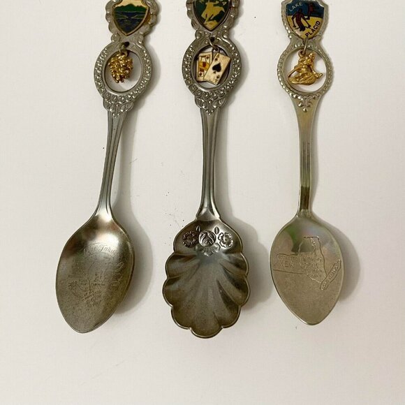 Vintage Lot of 10 Souvenir Spoons Nevada Florida Miami Lake Placid Flaws - Picture 14 of 16